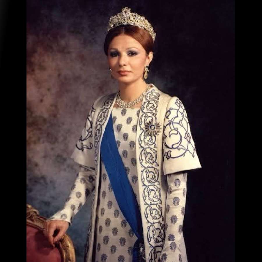 Who is Farah Pahlavi