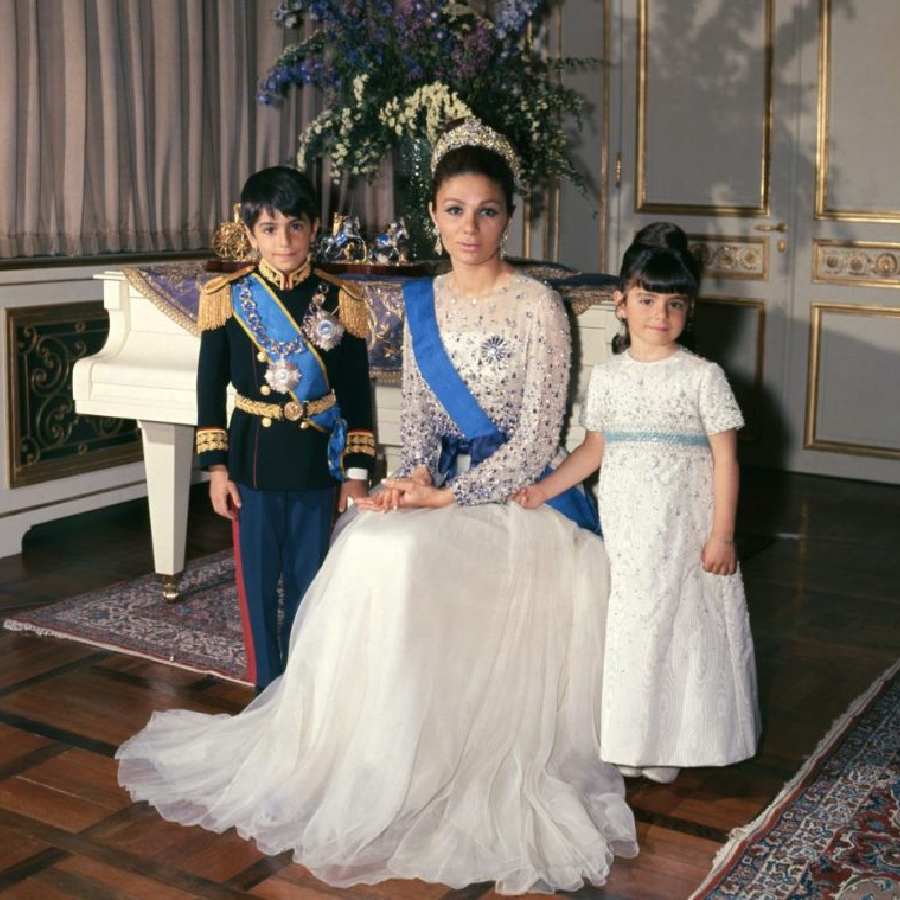 Who is Farah Pahlavi