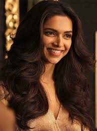  দীপিকা পাড়ুুকোনের  চুলের সঙ্গে মিল রয়েছে দ্য শাগের।