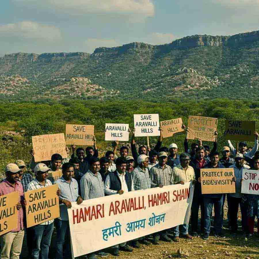 আরাবল্লী পর্বতমালার পাদদেশে প্রতিবাদ।