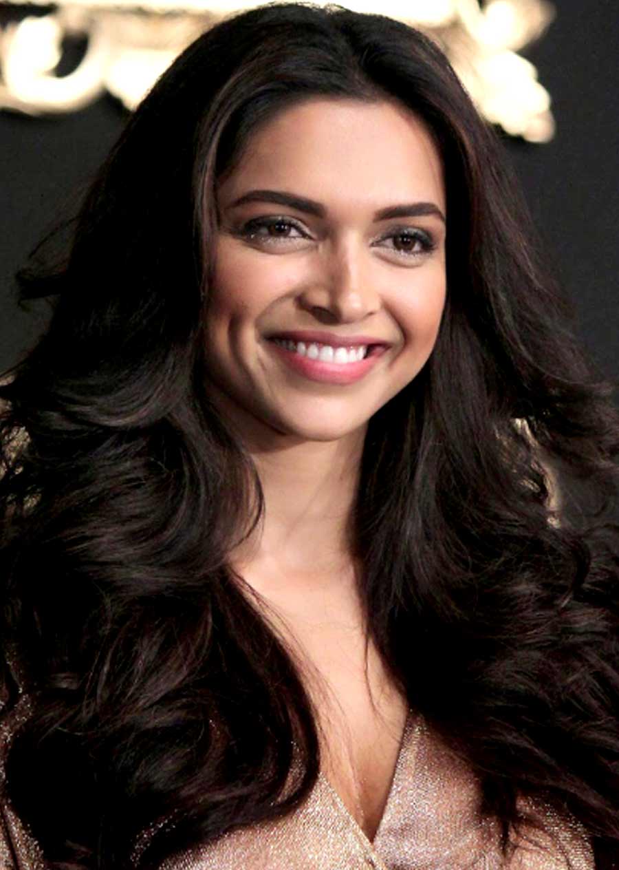  দীপিকা পাড়ুুকোনের  চুলের সঙ্গে মিল রয়েছে দ্য শাগের।