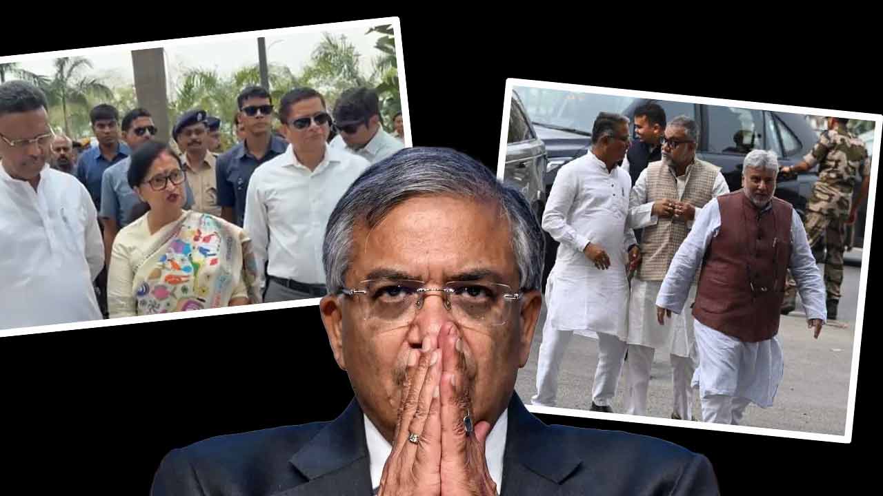 (বাঁ দিকে) কমিশনের সঙ্গে বৈঠক সেরে বেরিয়ে আসছে তৃণমূলের প্রতিনিধিদল। মুখ্য নির্বাচন কমিশনার জ্ঞানেশ কুমার (মাঝে)। কমিশনের বৈঠকে বিজেপির প্রতিনিধিদল (ডান দিকে)।