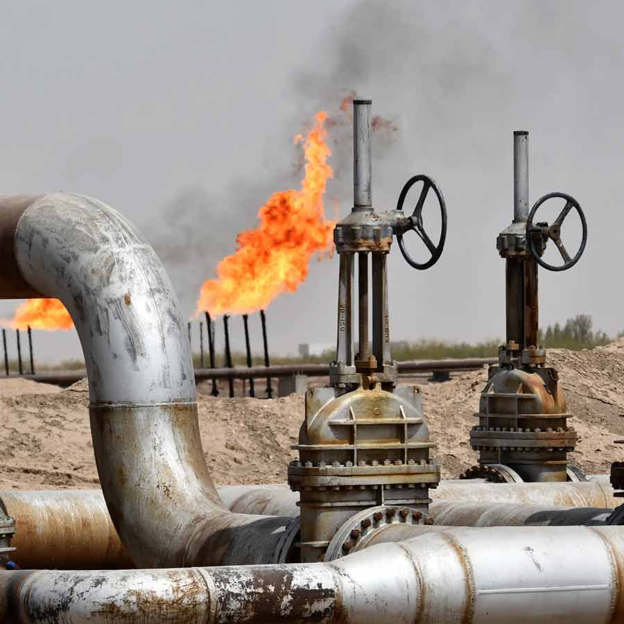 Amid war situation in West Asia, Aramco of Saudi Arabia reducing output at two oilfields