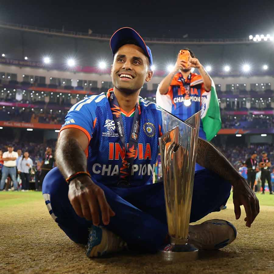 Suryakumar Yadav with T20 World Cup trophy