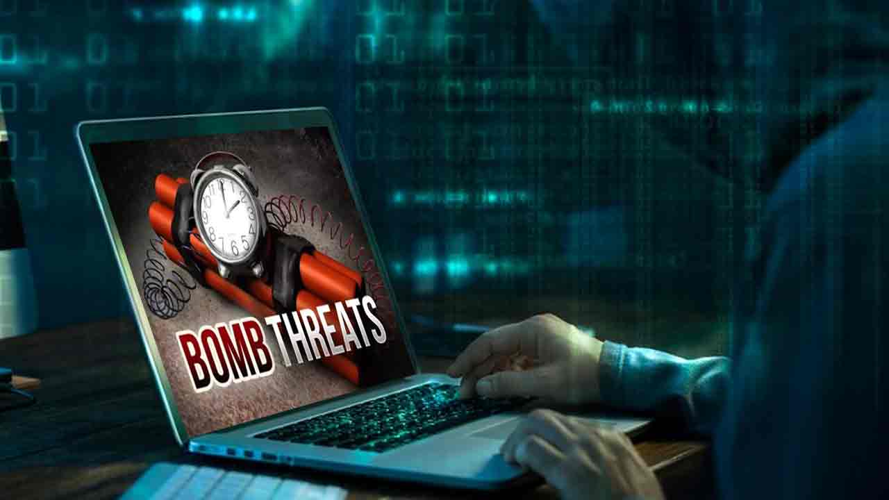 What has been uncovered by Kolkata Police in the investigation into the bomb scare incident