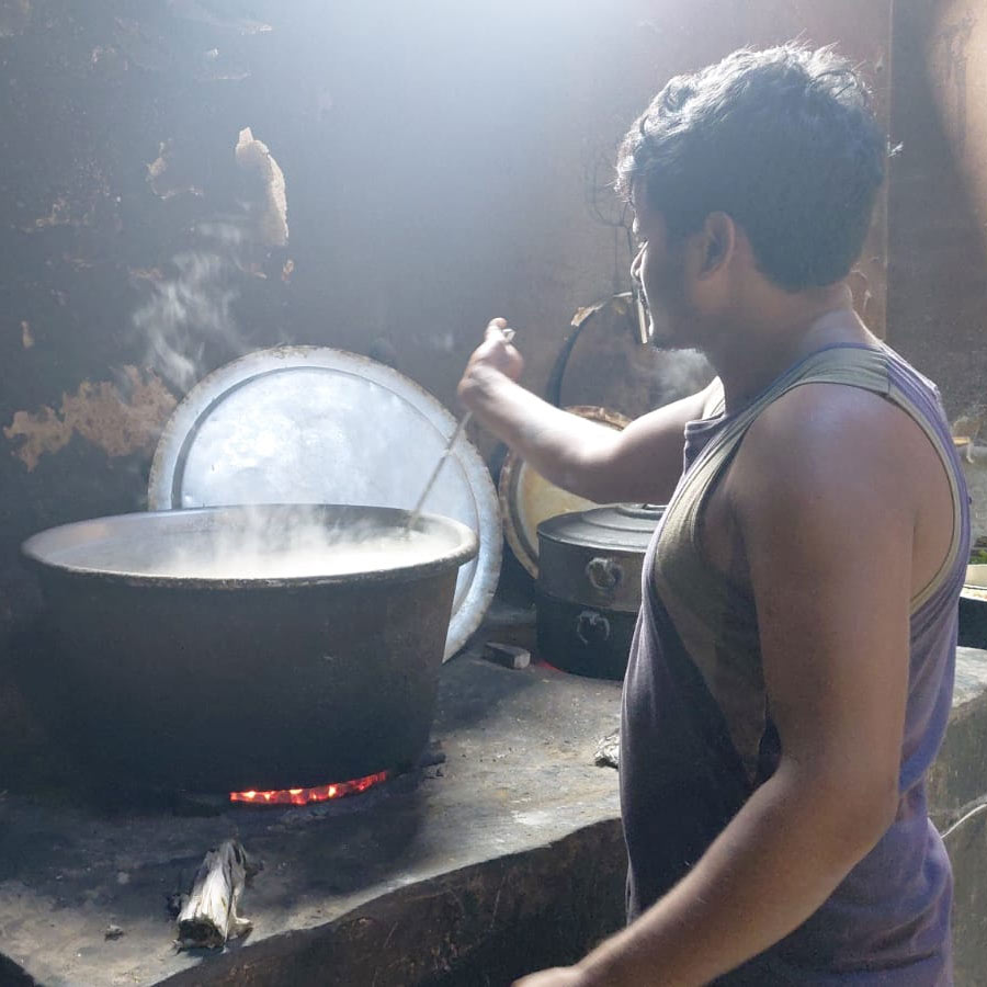 Concern rises due to crisis of Commercial Gas Cylinders in Hotel and Restaurants amid unrest situation in West Asia dgtld