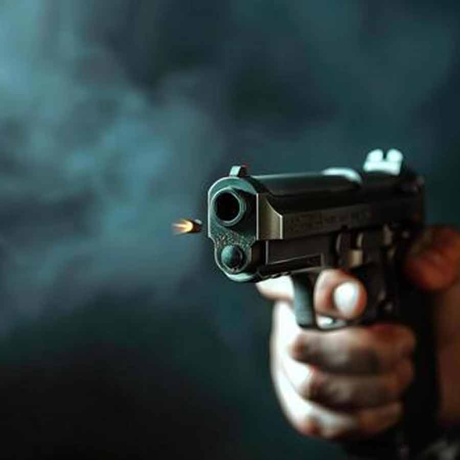 BJP leader shot in Gangasagar, admitted to hospital
