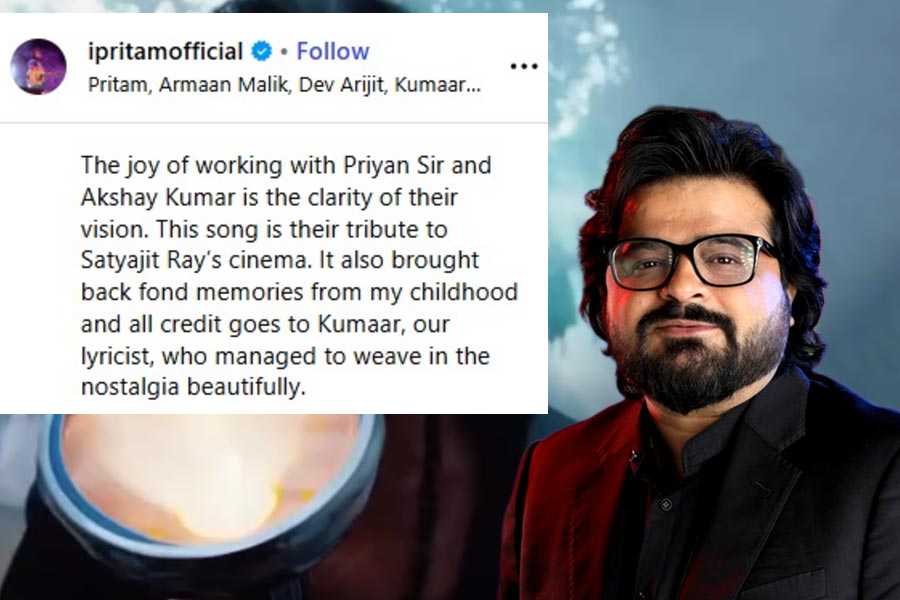 প্রীতম তাঁর সমাজমাধ্যমে জানিয়েছেন, ‘রামজি আকে ভলা করেঙ্গে’ গানটি ছবির নির্মাতা উৎসর্গ করেছেন সত্যজিৎ রায়ের ছবিকে।