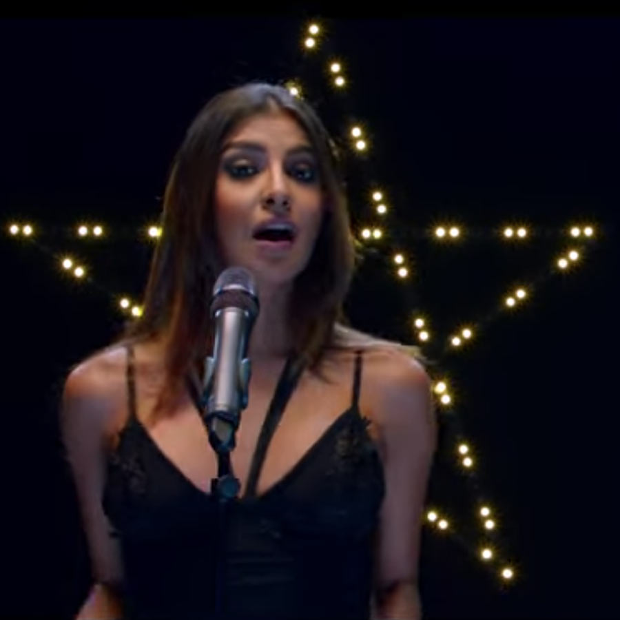 অনীক দত্তের ছবি ‘ভবিষ্যতের ভূত’-এর গানেও ছিল ‘গুপী গাইন বাঘা বাইন’-এর প্রভাব, জানান দেবজ্যোতি মিশ্র।