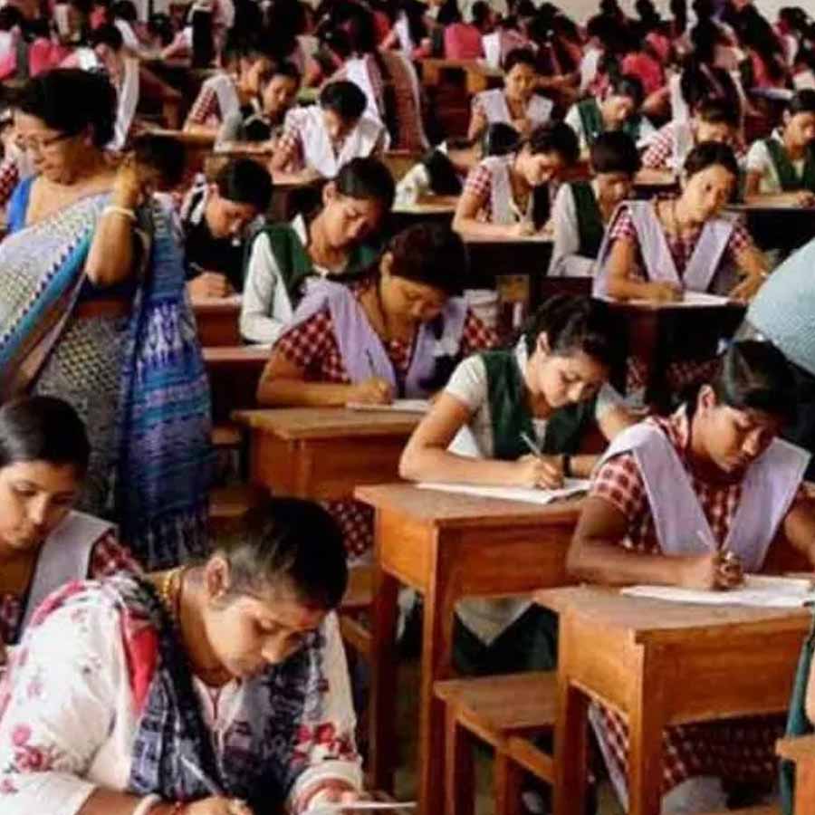 All need to know about IPS officer Ravi Mohan Saini who Won KBC Junior at 14