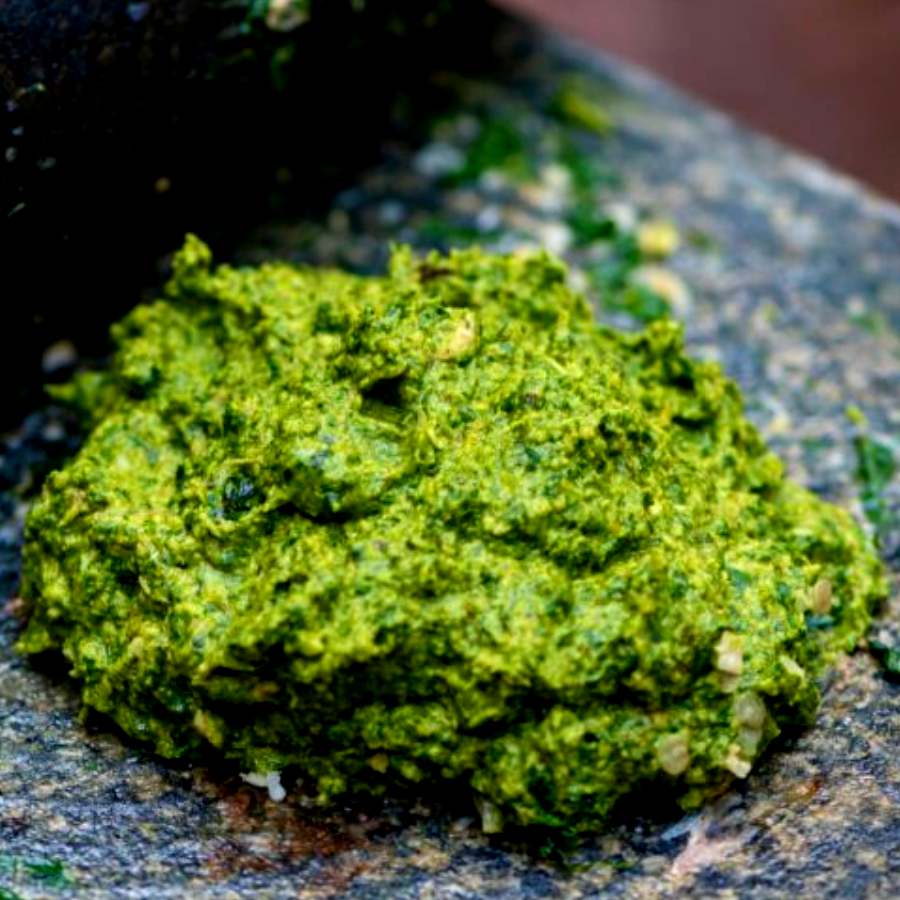 সজনেপাতার ভর্তা।