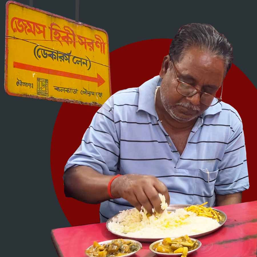 Gas crisis threatens kitchens at Kolkata’s Dacres Lane dgtl