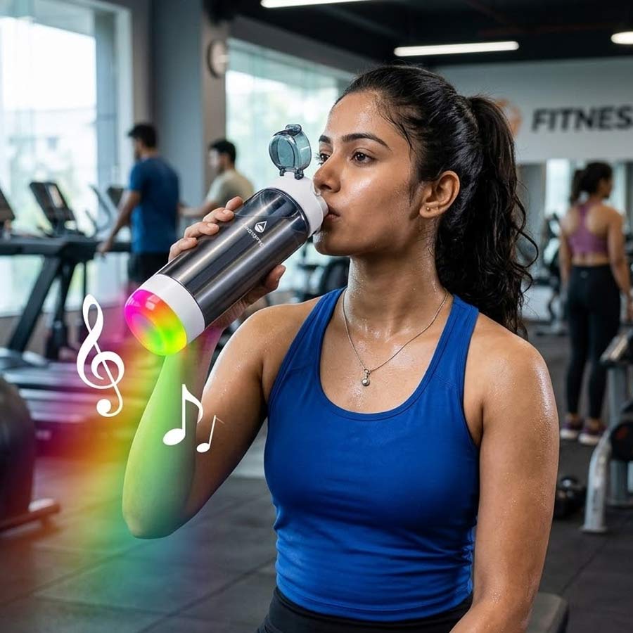 জল খাওয়ার কথা মনে করিয়ে দেবে বোতল! কেমন সে বোতল?