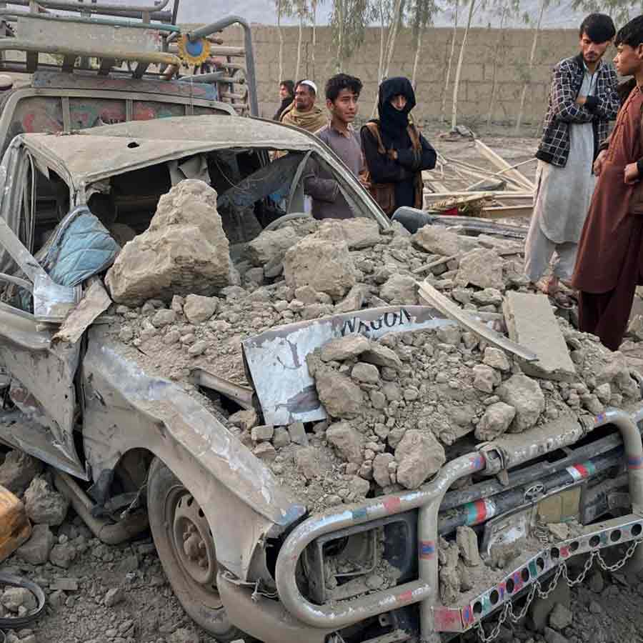 আফগানিস্তানে পাক বোমাবর্ষণ। ছবি: রয়টার্স।