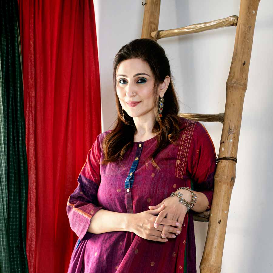 The fashion of teaming up explained by Juhi Babbar