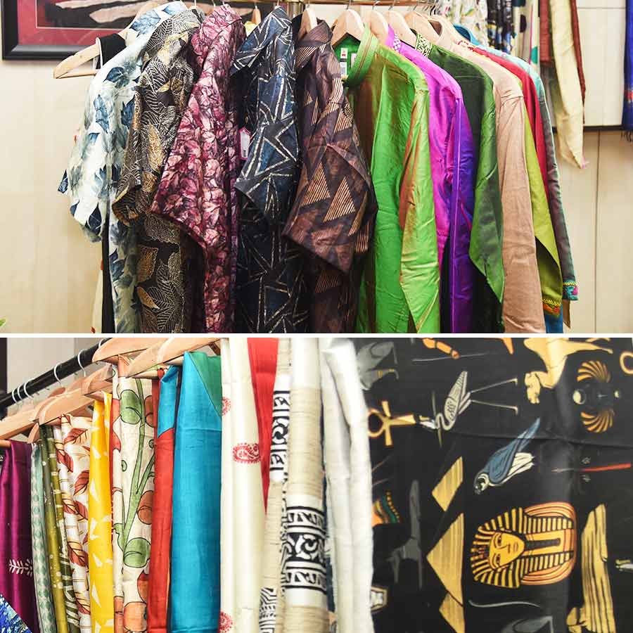 অসাধারণ ডিজ়াইনের শাড়ি, কুর্তি থেকে শুরু করে পুরুষদের চমৎকার পোশাক, সঙ্গে বাড়ি সাজানোর চোখ ধাঁধানো জিনিস, কী নেই? ‘রেশম শিল্পী’-র নতুন স্টোরে সবই আপনার নাগালের মধ্যে। 