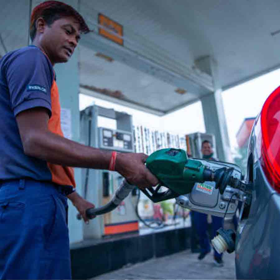 Petrol and diesel are adequately available at retail outlets across the country, said by Ministry of Petroleum and Natural Gas