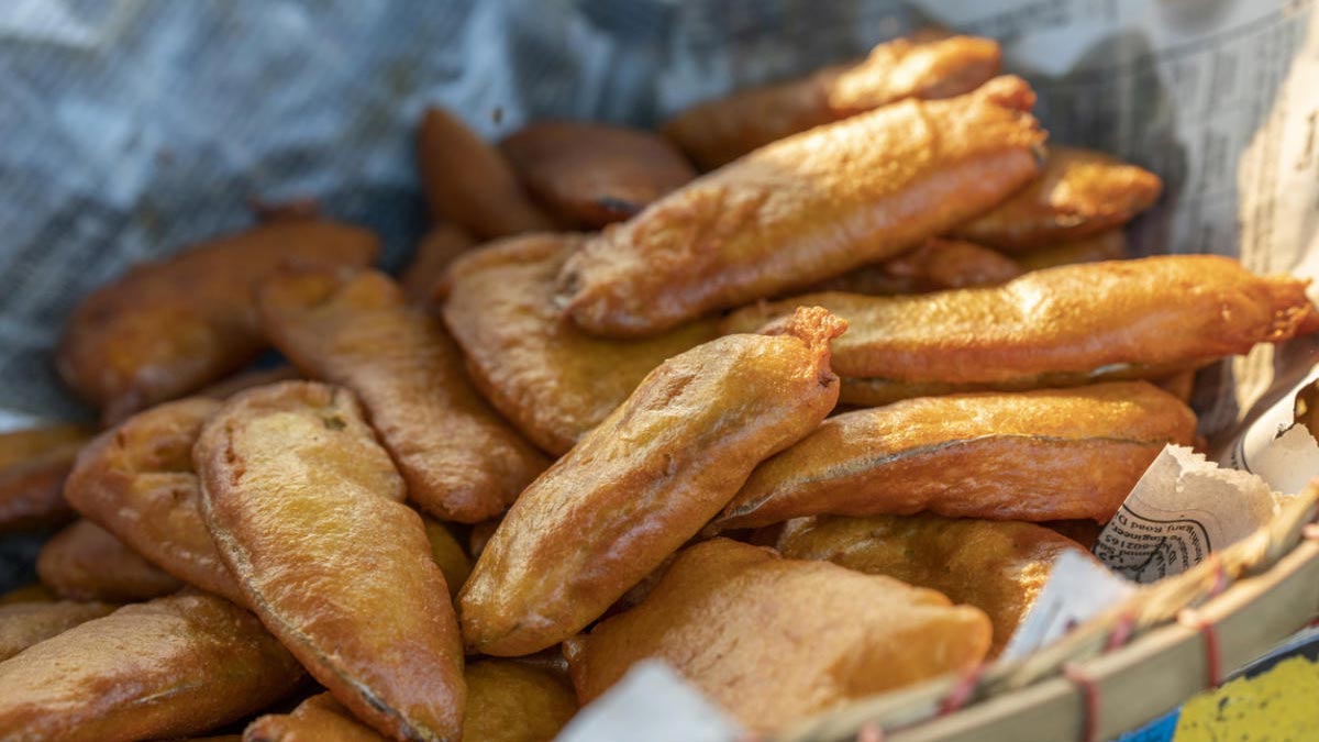 উপাদেয়: বাঙালির প্রিয় বেগুনি।