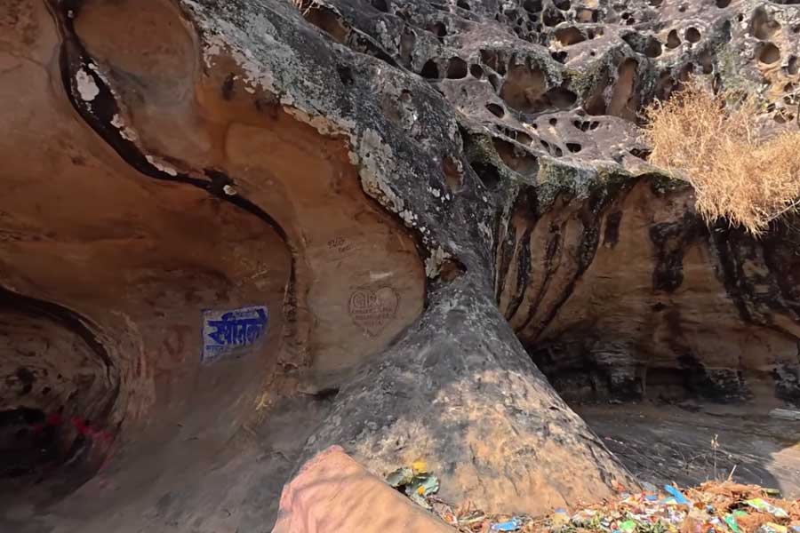 ঘুরে নিন বুরাই পাহাড়।