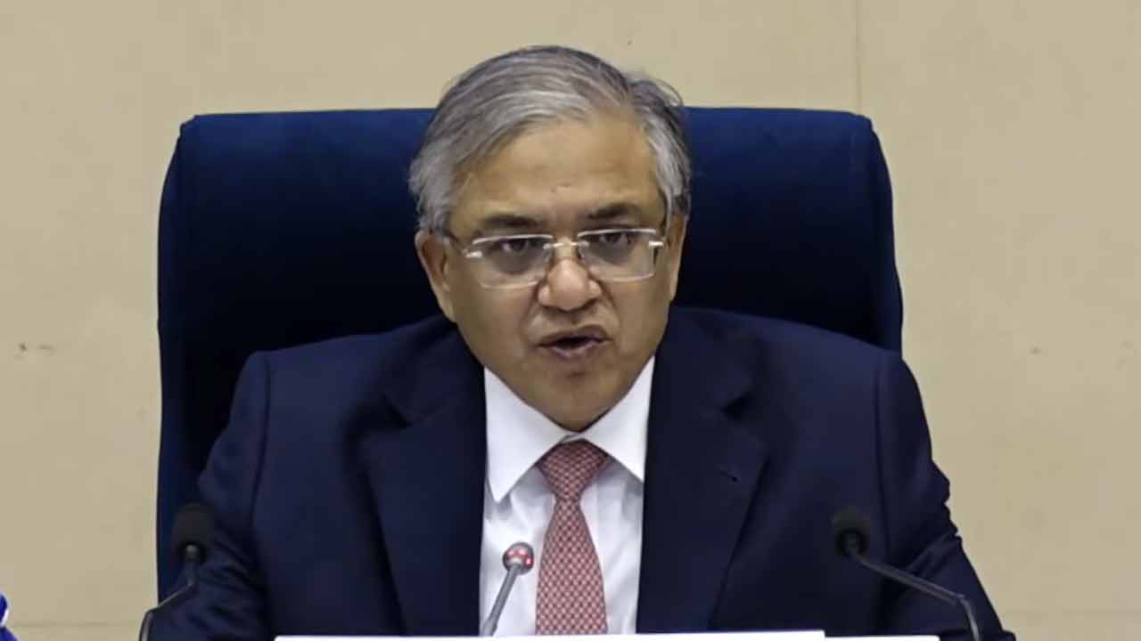 মুখ্য নির্বাচন কমিশনার জ্ঞানেশ কুমার।