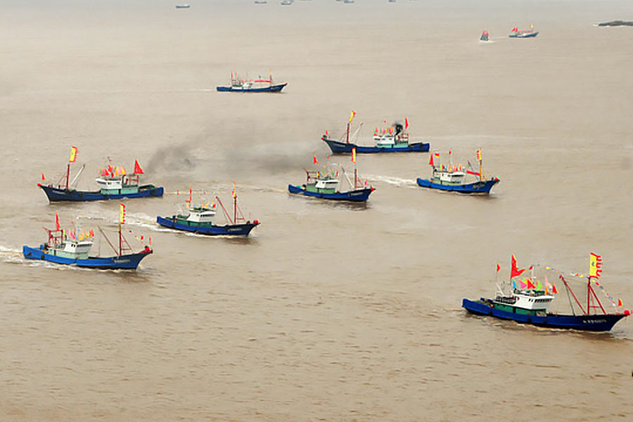 Is China planning to invade Taiwan as thousands of fishing vessels surprisingly amasses by Beijing