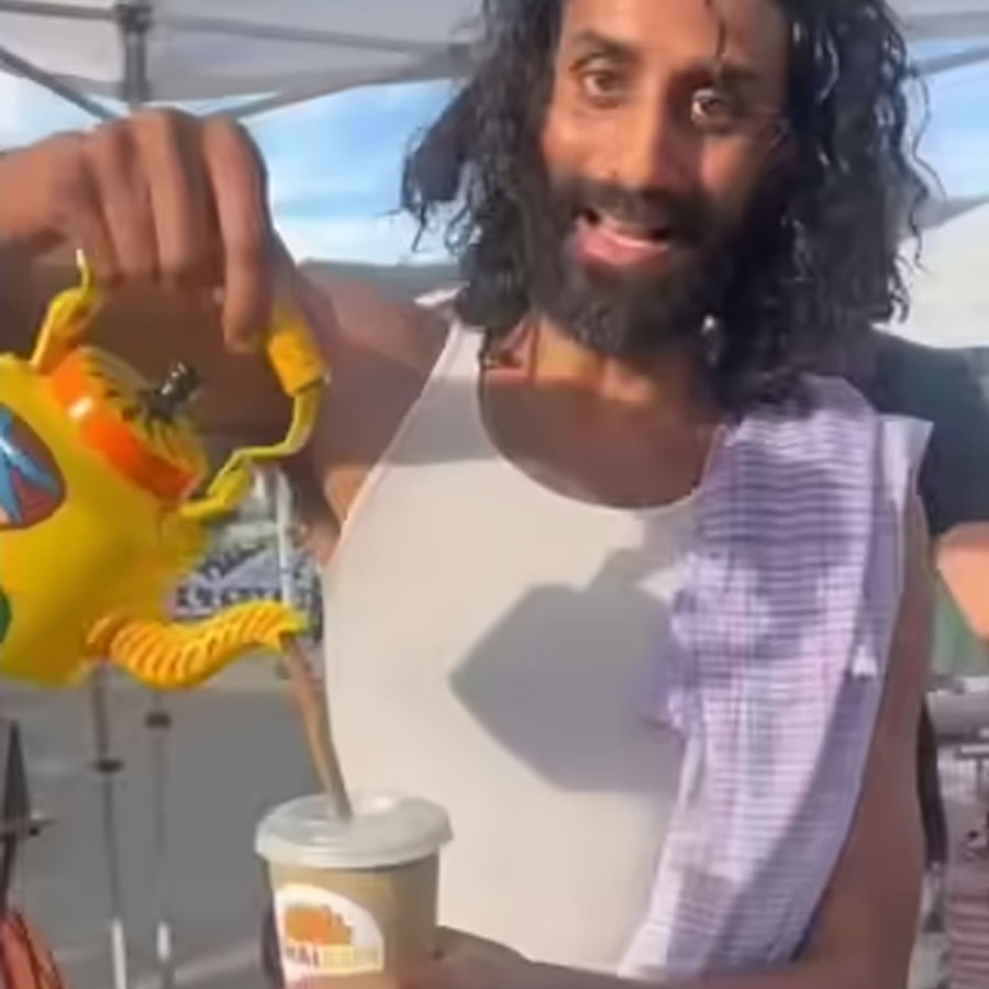 All need to know about Indian Techie Prabhakar Prasad, who started selling teain American street after losing job