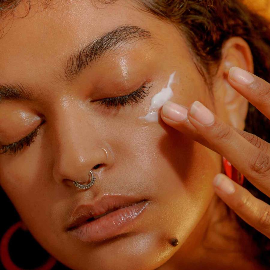 what is Moisture Masking and why should you do it as special skin care dgtl