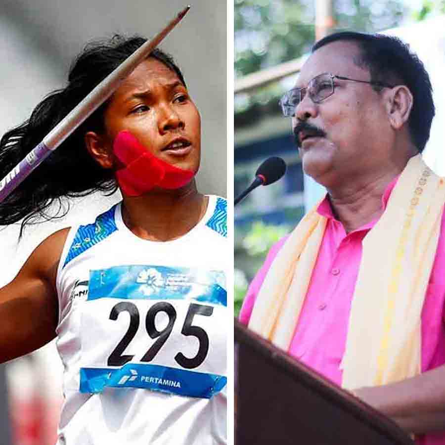 Khageswar Roy, TMC MLA of Rajganj flew into a fury after knowing that Swapna Burman is the candidate for upcoming election dgtld