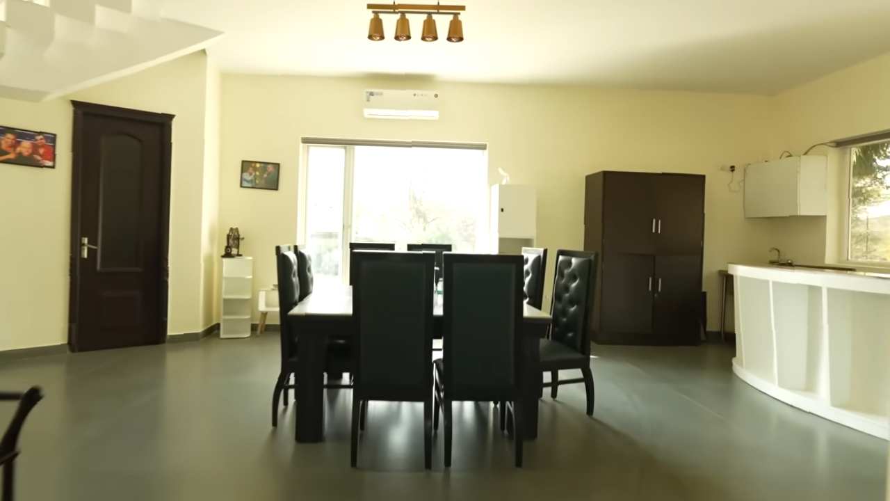 Mika Singh's Delhi Farmhouse