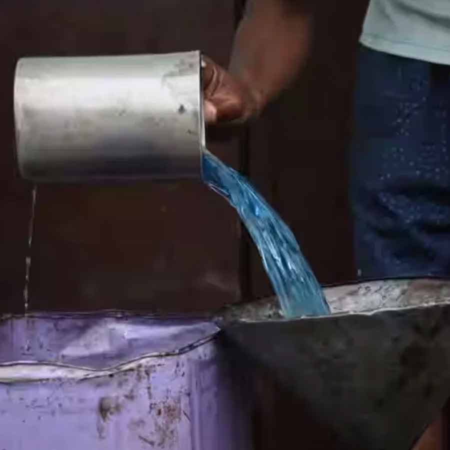 Due to the war situation in West Asia, the food department has issued an urgent SOP for the distribution of kerosene due to the energy crisis