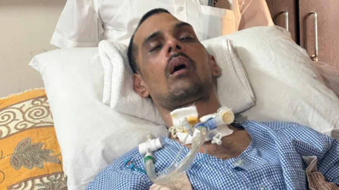 আনন্দ দীক্ষিত। ২০২৩ সাল থেকে শয্যাশায়ী। ছবি: সংগৃহীত।