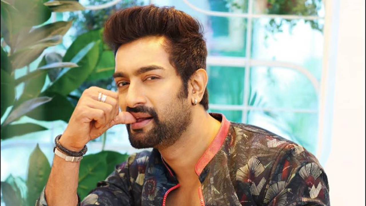 আইনি পথে বিচার চান জীতু কমল।