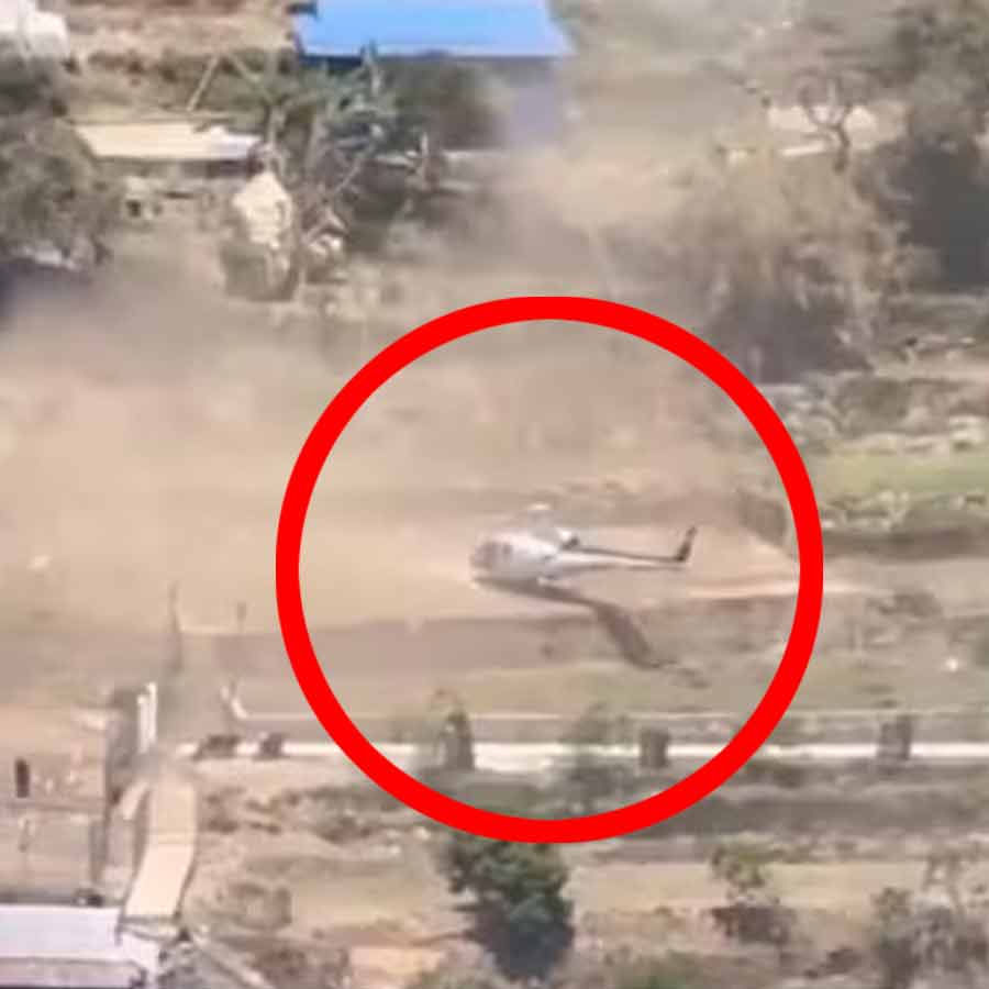 Helicopter crashed in Nepal dgtl