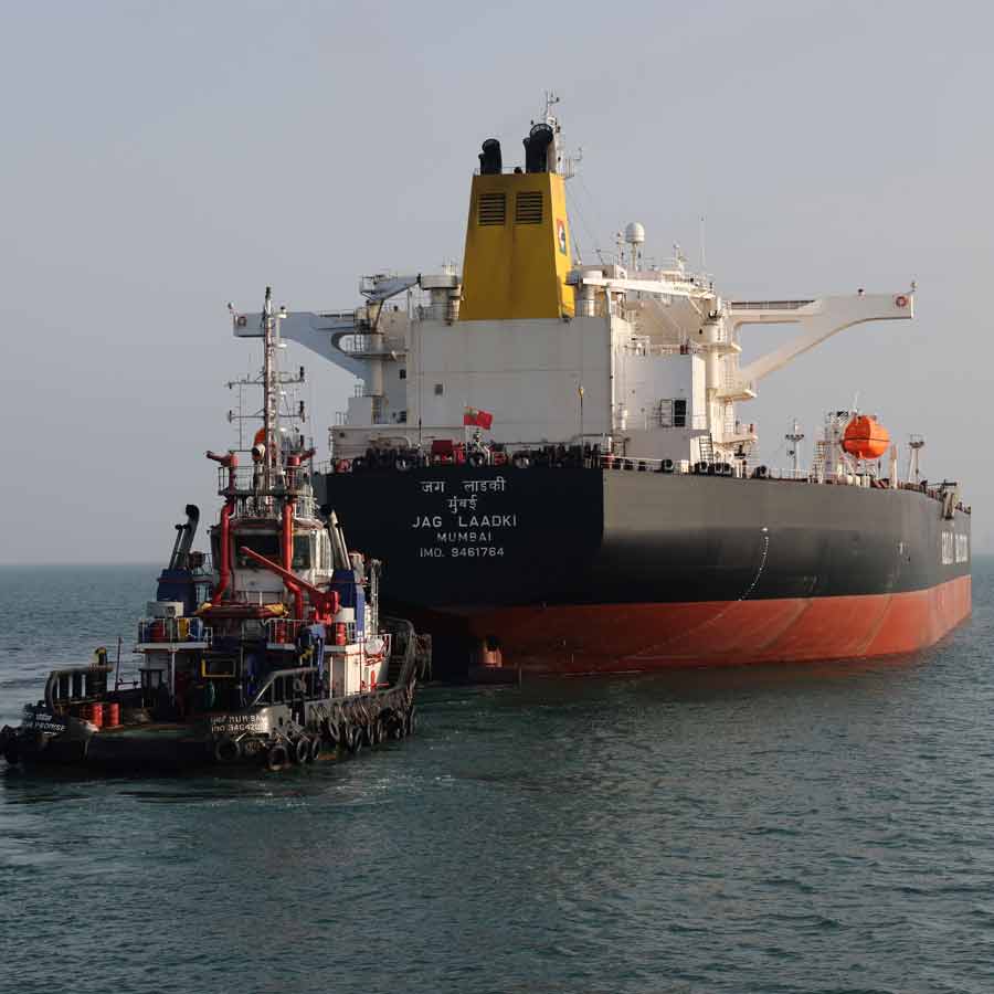 Indian vessel ‘Jag Laadki’ carrying over 80,000 MT crude oil reaches Mundra Port of Gujarat