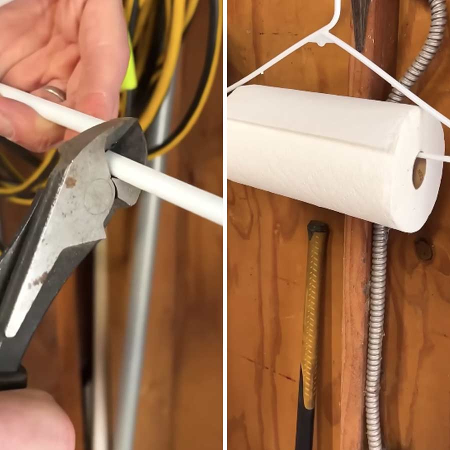 হ্যাঙার দিয়ে বানিয়ে নিন কাগজের রোল রাখার জায়গা।