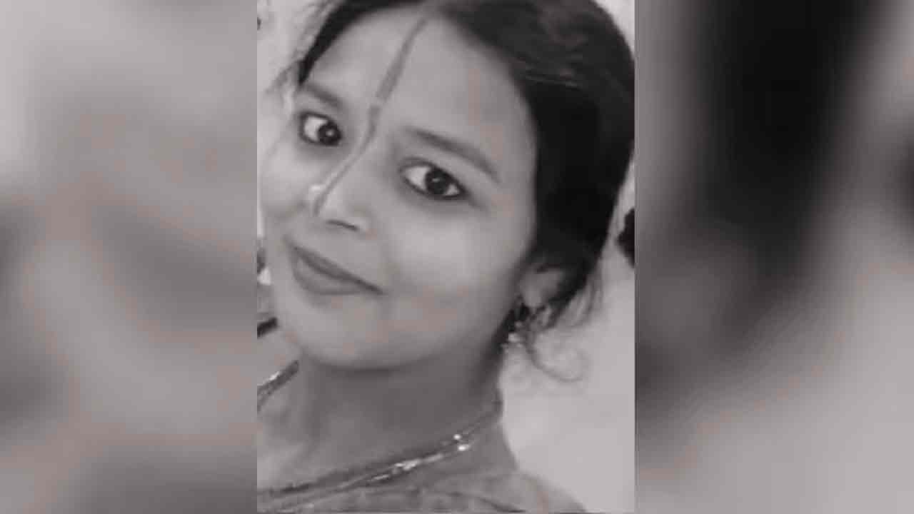 মৃত তরুণী অনু। ছবি: সংগৃহীত।
