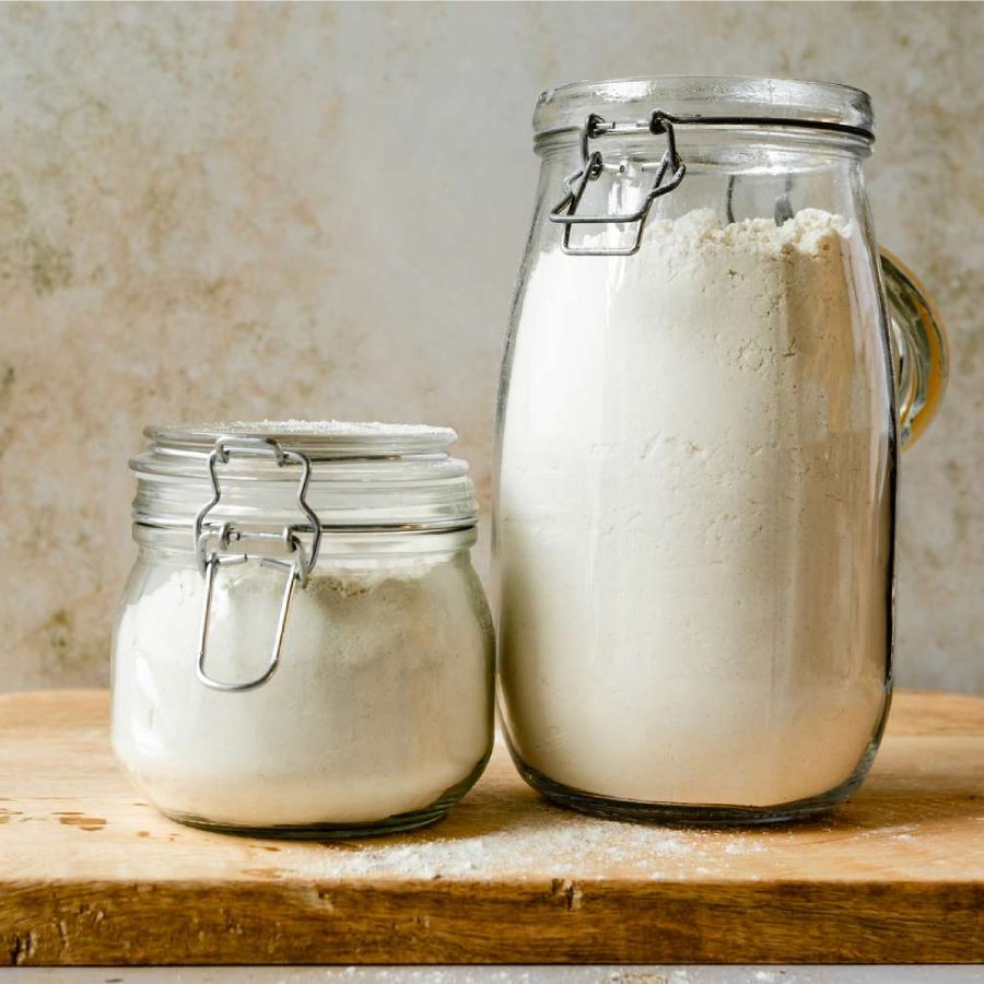 পোকামাকড় থেকে ময়দাকে রক্ষা করবেন কী ভাবে?