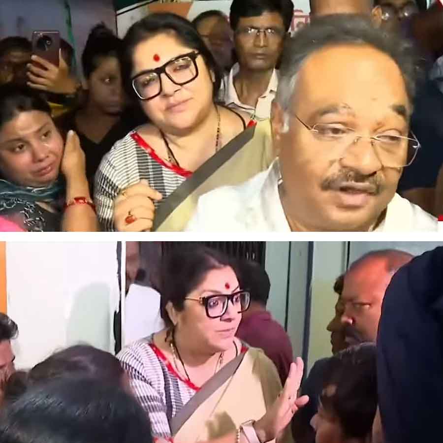 Protest of BJP workers on election candidates at Salt Lake BJP office