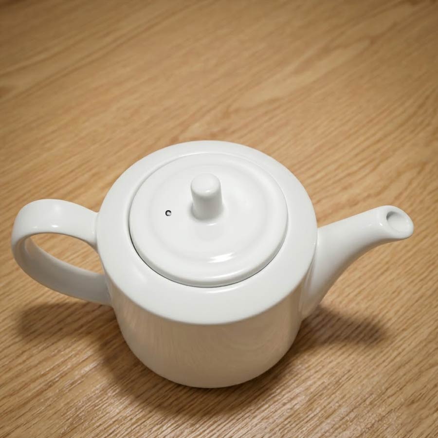 The Science Behind the Teapot Hole, How It Prevents Spills and Splashes