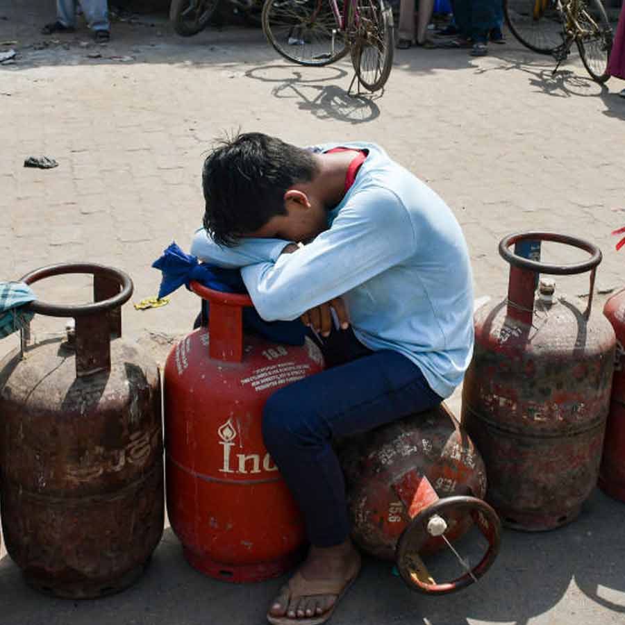 I would not cook if you do not refill gas cylinder, Woman left home after her demand was not fulfilled dgtl