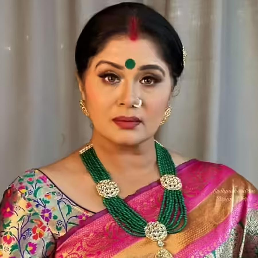 কোন সমস্যায় পড়লেন সুধা চন্দ্রন?