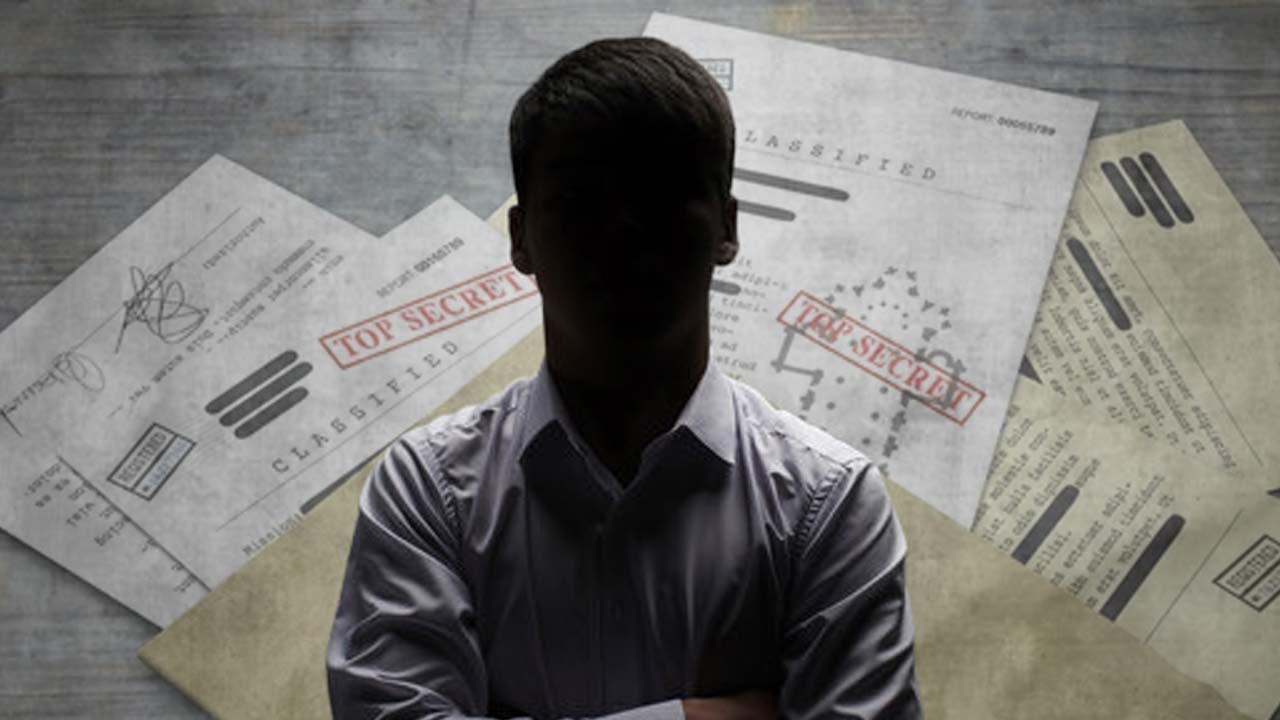 উত্তরপ্রদেশে পাক চরবৃ্ৃত্তির হদিস পেল পুলিশ। গ্রাফিক: আনন্দবাজার ডট কম।