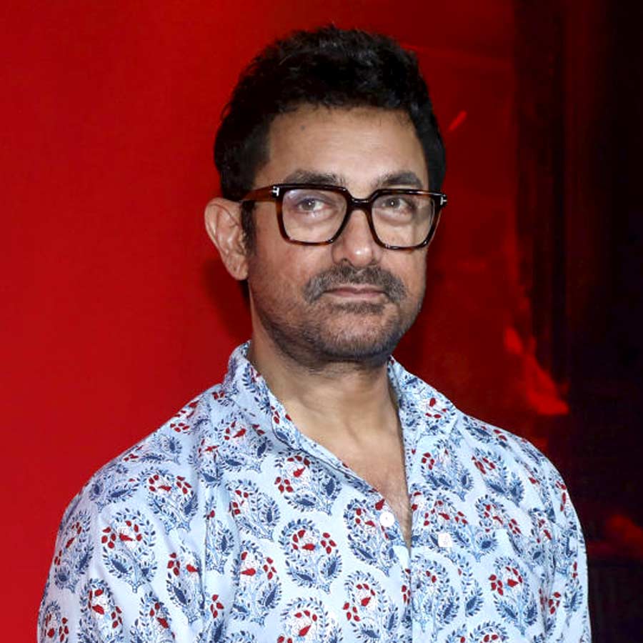 আমির খানের জীবনে কঠিন সময়।