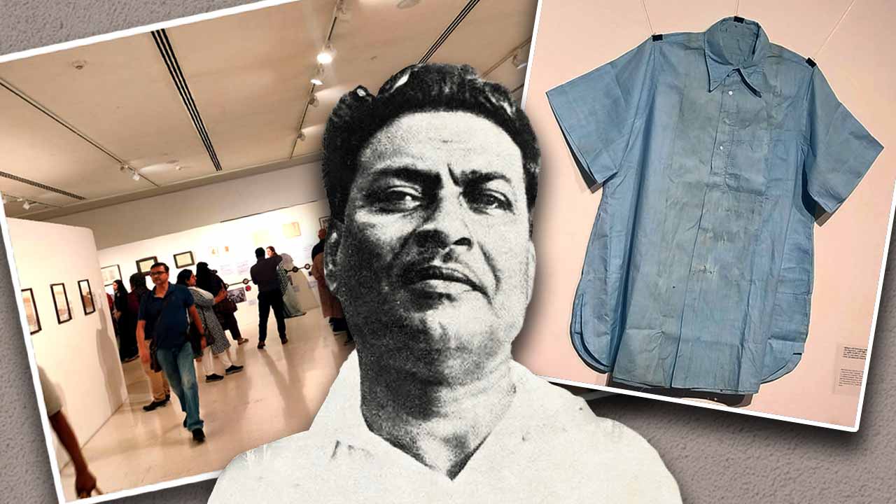 নীল হাফশার্ট আর ধুতি পরিহিত বিভূতিভূষণকে যেন স্পর্শ করা যায় এই প্রদর্শনীতে।