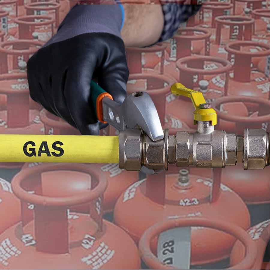 রান্নার কাজে এলপিজি-র পরিবর্তে পিএনজি ব্যবহারে উৎসাহ দিচ্ছে কেন্দ্রীয় সরকার।