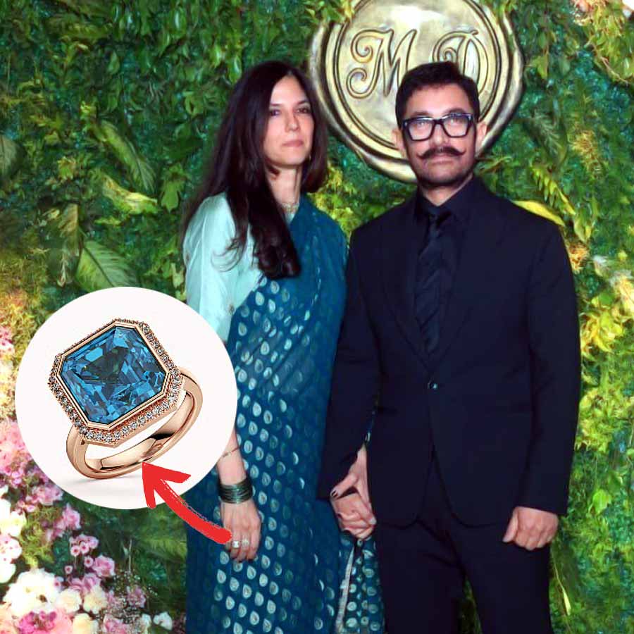 Aamir Khan Surprises Girlfriend Gauri Spratt With A Rare Aquamarine Ring