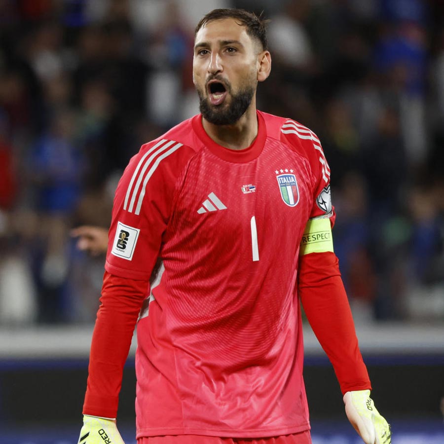 পরীক্ষা: ইটালির অন্যতম ভরসা জানলুইজি দোনারুমা।