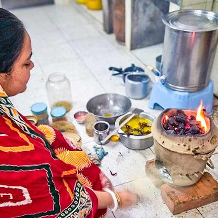 People using chulhas in kitchen after crisis of LPG gas