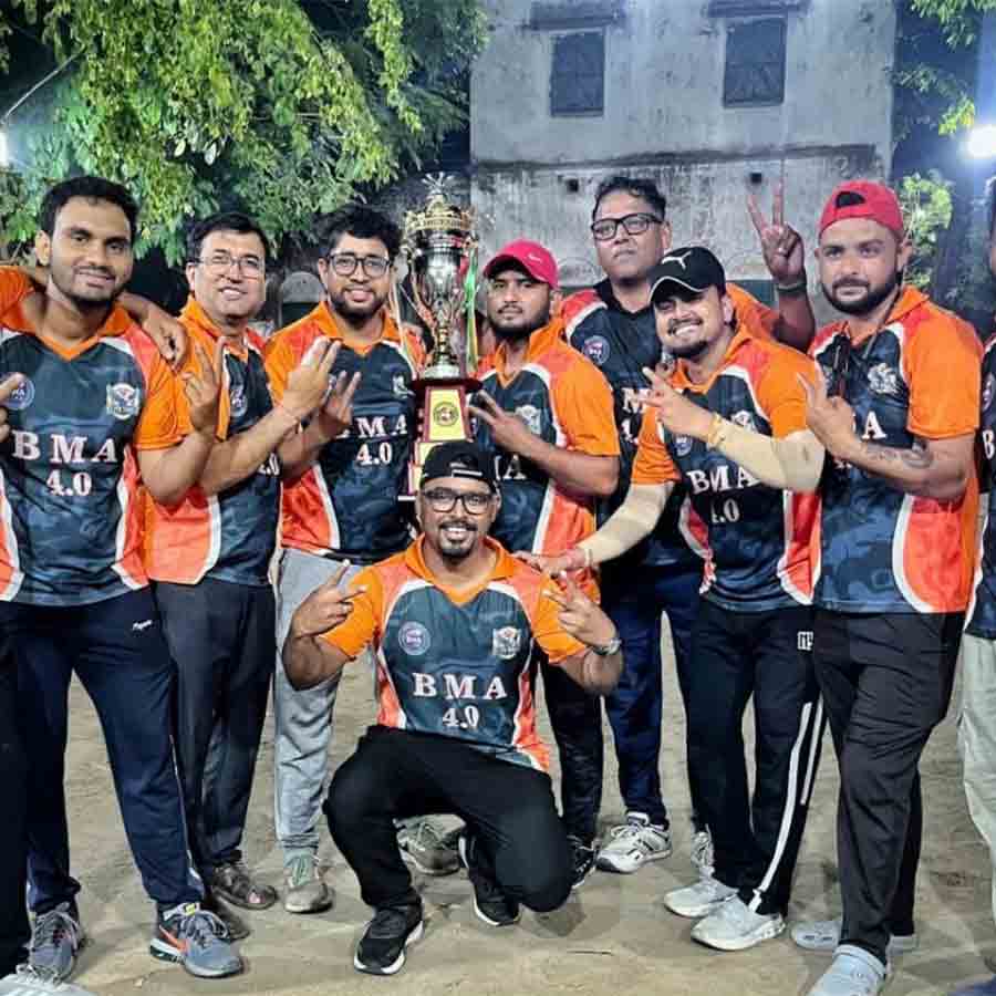 Doctors and Medical Representatives organized a cricket competition at Serampore
