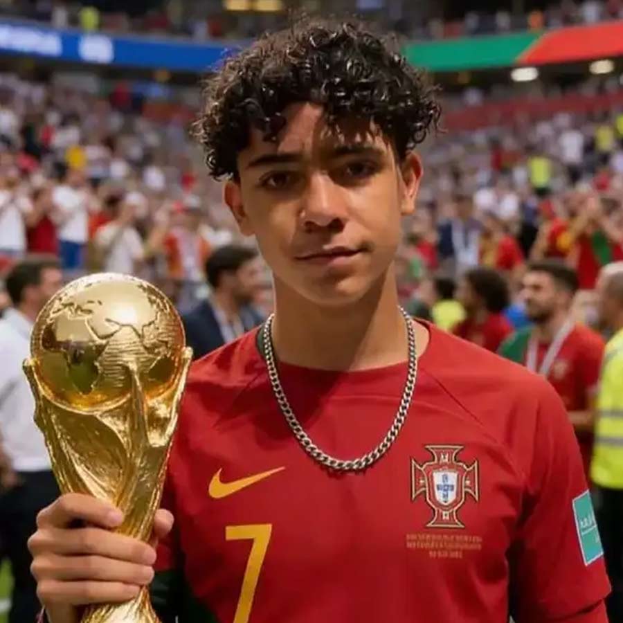 Wild Rumours about son of Cristiano Ronaldo dating 27 year old Brazilian model